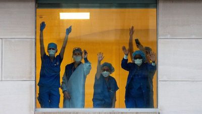 Kemenkes Siapkan Dua Strategi Antisipasi Nakes Terjangkit Omicron