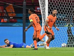 Belanda Menang Tipis atas Ukraina