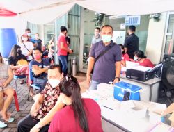 Dukung Pemprov Sulut, FIFGROUP Manado Lakukan Vaksinasi bagi 300 Pelanggan