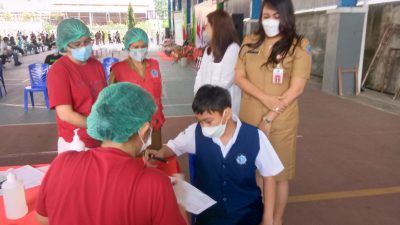 Putra Wagub Sulut dan Wali Kota Manado Siap Divaksin