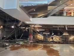 Plafon Mal Margo City Depok Ambruk, 11 Orang Luka-luka