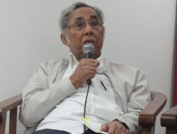 Senator Sabam Sirait Tutup Usia