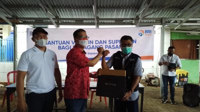 BRI Manado Berbagi 500 Paket Suplemen dan Vitamin ke Pedagang Bersehati dan Pinasungkulan