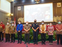 Kemenkeu Sasar Mahasiswa, Kakanwil DJP Suluttenggomalut Paparkan Pentingnya Pajak
