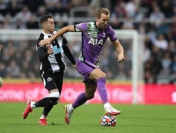 Badai COVID-19 Terjang Tottenham, 13 Orang Terjangkit