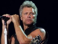 Jon Bon Jovi Batal Konser Gegara Terpapar Covid