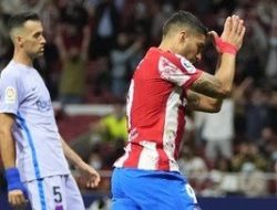 Luis Suarez Cetak Gol, Atletico Madrid Hajar Barcelona