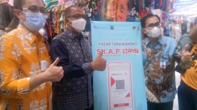 BI Jangkau Pasar Tanawangko, Pedagang Senang Transaksi Mudah Saat Gunakan QRIS