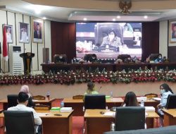 Enam Fraksi di DPRD Kota Manado Serahkan Pemandangan Umum RAPBD-P Kota Manado di Paripurna