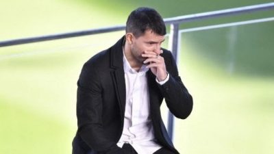 Air Mata Aguero Tak Terbendung Saat Umumkan Pensiun dari Sepakbola