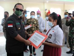 E2L Maraton Serahkan Bantuan Untuk Masyarakat di Kecamatan Lirung