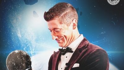 Robert Lewandowski Sabet Pemain Terbaik FIFA 2021