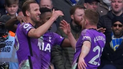 Tottenham Sikat Leeds United 4-0