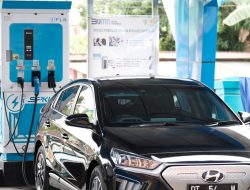 PLN Operasikan 104 Unit SPKLU Layani Pengguna Kendaraan Listrik