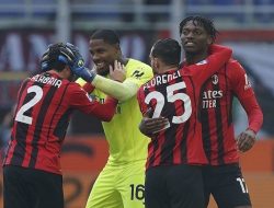 Menang Lawan Sampdoria, AC Milan Naik ke Puncak Klasemen