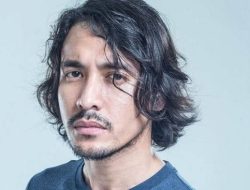 Ello Resmi Jadi Vokalis Dewa 19