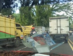 Antrian Panjang Pengisian Solar, Pengamat: Permainan Ini Sudah Bukan Rahasia Umum