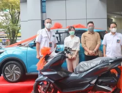 Pinwil BNI Suluttenggomalut Salurkan Hadiah Mobil Motor kepada Pemenang Rejeki BNI #GaPakeNanti
