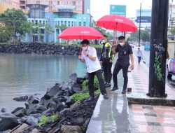Andrei Angouw Pantau Titik-Titik Banjir di Kota Manado
