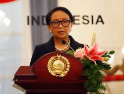 Kemenlu Berhasil Evakuasi Sembilan WNI dari Ukraina