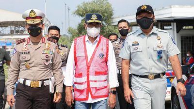 Dirut Jasa Raharja Tinjau Kesiapan Arus Mudik di Tol Arah Cikampek