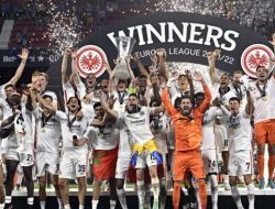 Menang Adu Penalti, Eintracht Frankfurt Juara Liga Europa
