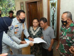 Gercep Jasa Raharja Santuni Korban Meninggal Kecelakaan Karawang