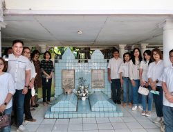 Rangkaian Dies Natalis, Civitas Akademika FK Unsrat Ziarah ke Makam Mantan Dekan