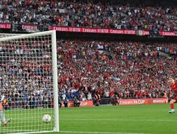 Liverpool Juara Piala FA 2021/2022