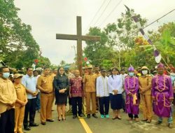 Salib Paskah Tiba di Kecamatan Rainis