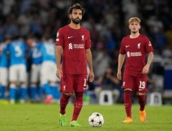 Liverpool Babak Belur Saat Melawat ke Napoli