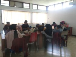 Balit Palma Kementan Latih Puluhan Siswa dan Mahasiswa Soal Pengolahan Kelapa