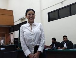 Tok! Majelis Hakim Bebaskan Nikita Mirzani