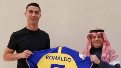 CR7 Resmi Gabung dengan Al Nassr