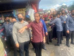 Jokowi Kunjungi Pasar Pinasungkulan Manado