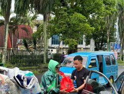 BMI Sulut dan Manado Berbagi 200 Sembako kepada Petugas Kebersihan