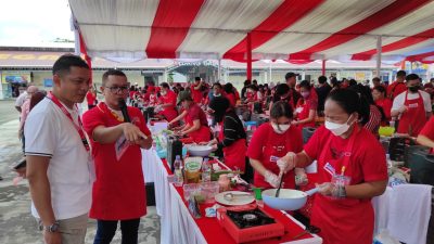 Meriah Sekali, Ratusan Warga Ikuti Fun Cooking Bersama Alfamart Manado