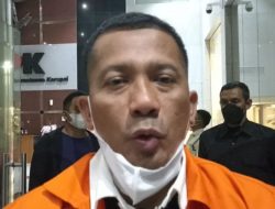 Bupati Meranti Muhammad Adil Resmi Jadi Tahanan KPK
