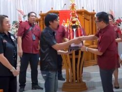 Serahkan Hadiah Selebrasi Paskah Remaja GMIM, Joune Ganda Bilang Begini