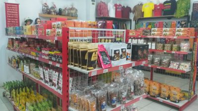 Christine Klappertaart 11 Tahun Eksis di Sulut