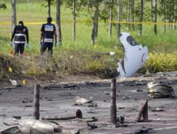 Jet Pribadi Jatuh di Jalan Raya Malaysia