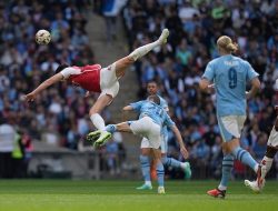 Arsenal Raih Trofi Community Shield 2023