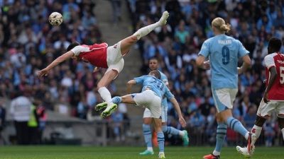 Arsenal Raih Trofi Community Shield 2023