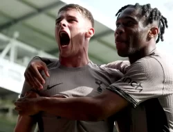 10 Pemain Tottenham Kalahkan Luton Town