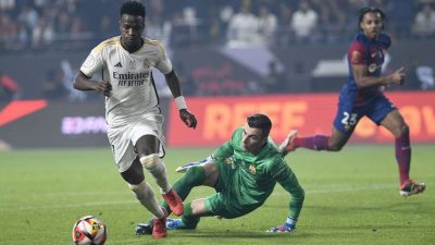 Final Piala Super Spanyol, Real Madrid Bungkam Barcelona