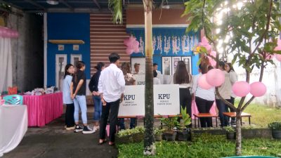 TPS 32 Buha Manado Pilih Hiasan Warna Pink, Ini Alasannya
