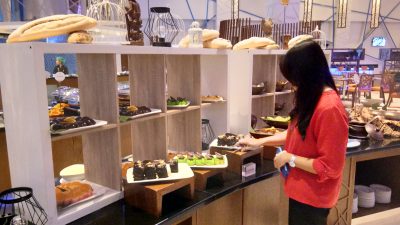 Hidangan Khas Arab, Asia dan Nusantara Jadi Andalan Buka Puasa Four Points by Sheraton Manado