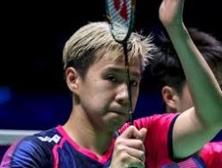 Marcus Gideon Gantung Raket