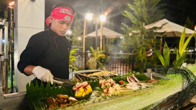Novotel Manado Hadirkan Makan Malam Barbeque Cita Rasa Minahasa
