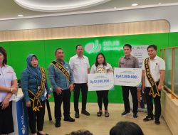 Dua Pekerja di Manado Terima Santunan JKm dan JKK